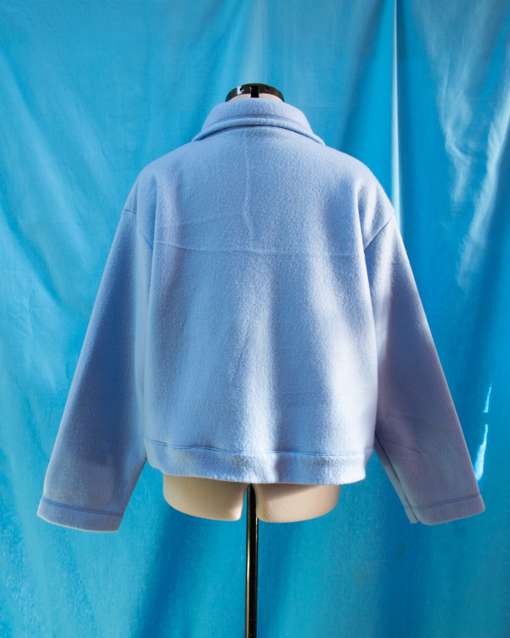 VESTE CROPED SUR-CHEMISE TIGRES - L – Image 4